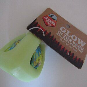 NEW $16 ARCADIA TRAIL GLOW IN THE DARK DOG TOY